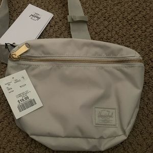 Herschel fanny pack